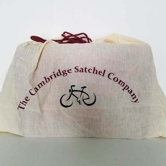 15 inch Classic Satchel in Leather - Oxblood - Picture 8 of 8